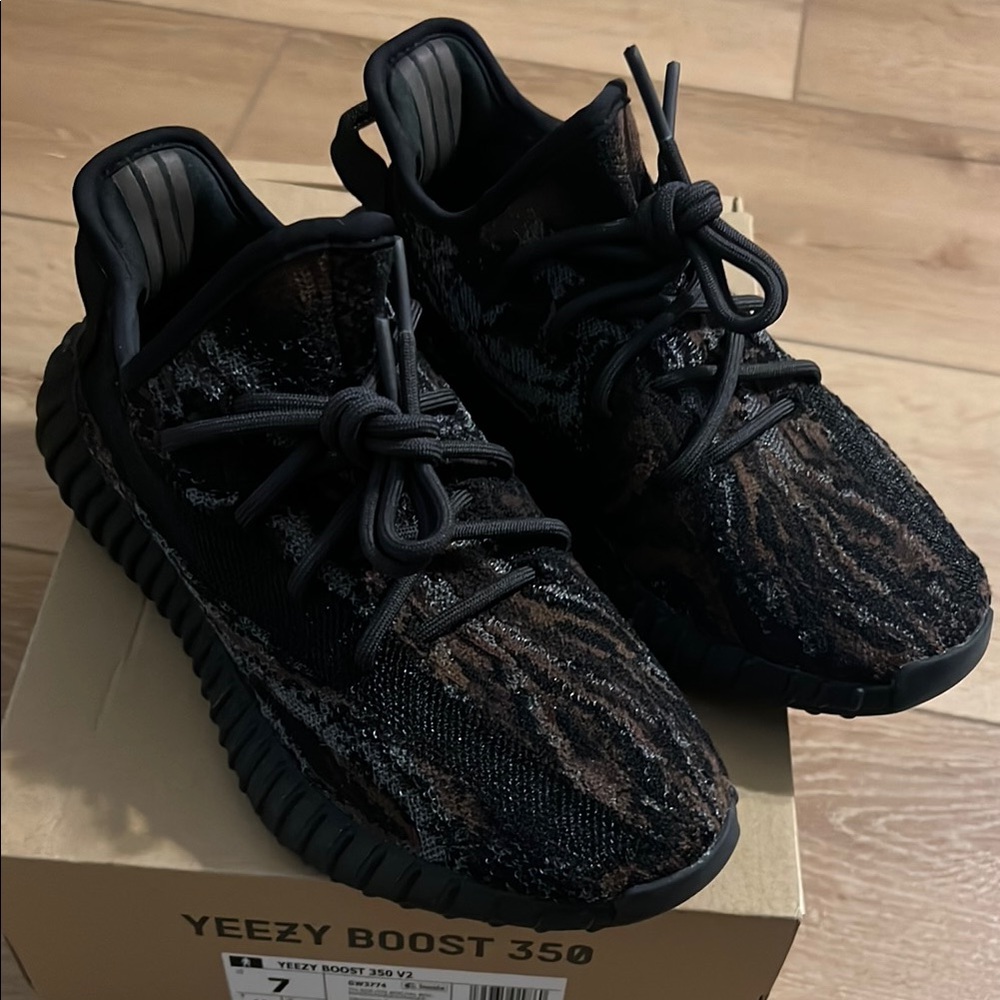 Yeezy Boost 350 V2 Black Brown Sneakers